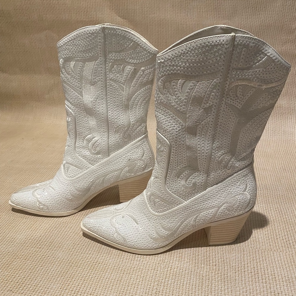 WHITE MIA BRAND WHITE COWBOY BOOTS FROM BUCKLE